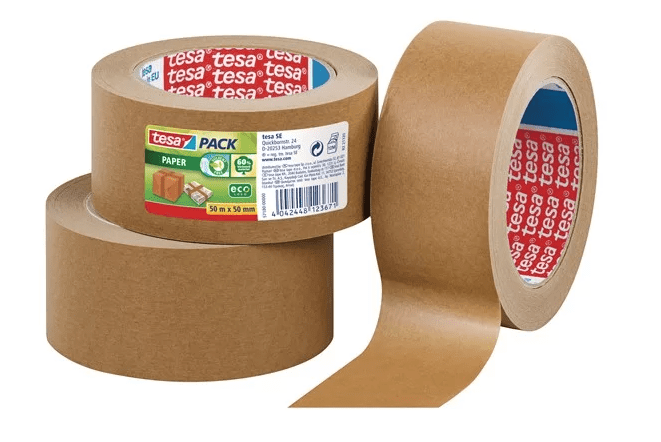 Rotoli di nastro adesivo ecologico in carta kraft, adatto per imballaggi sostenibili.